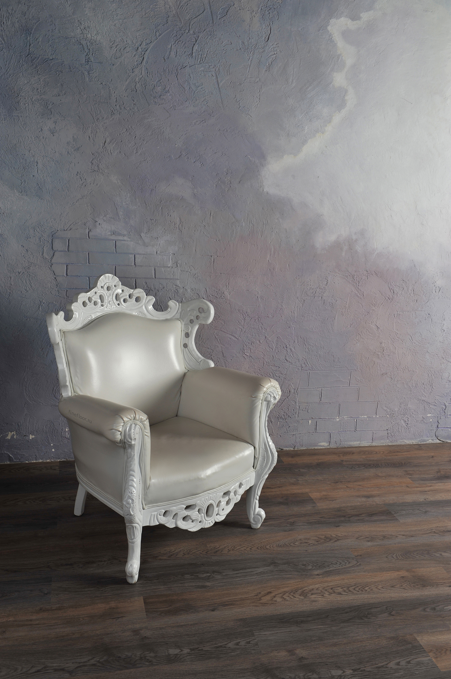 Кварцвиниловая плитка FineFloor замковая Light Дуб Борда FF-1333 1314×190×3,6 фото в интерьере Кварцвиниловая плитка FineFloor замковая Light Дуб Борда FF-1333 1314×190×3,6 фото в интерьере